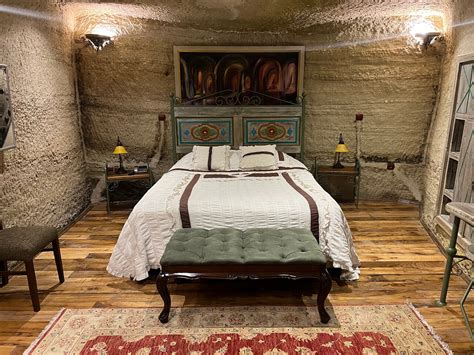 terra cave hotel|Iba pa.